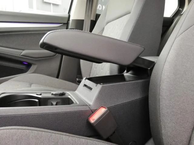 Volkswagen Golf 1.5 TSI Golf VIII