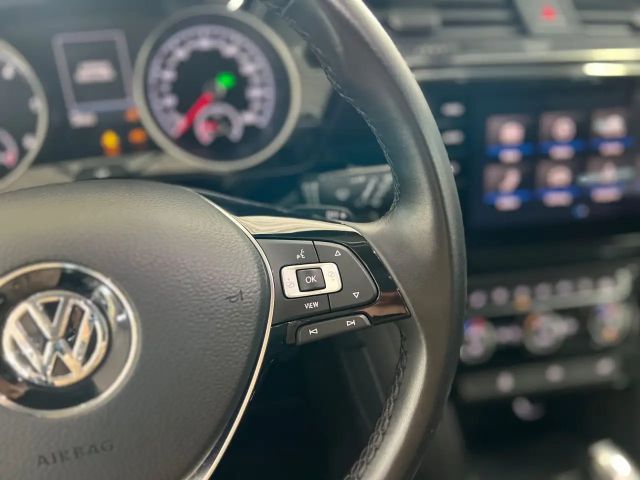 Volkswagen Touran 2.0 TDI Highline