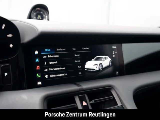 Porsche Taycan 4 Cross Turismo