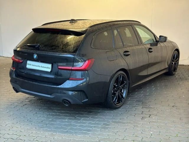 BMW 330 330d M-Sport Touring