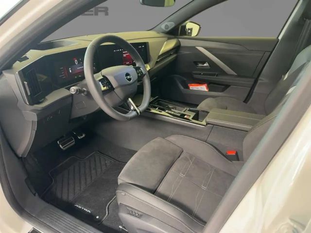 Opel Astra Sports Tourer Ultimate