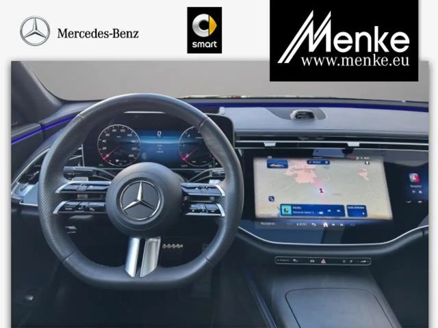 Mercedes-Benz E 220 AMG Line E 220 d Sedan