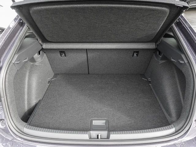 Volkswagen Taigo 1.0 TSI DSG R-Line