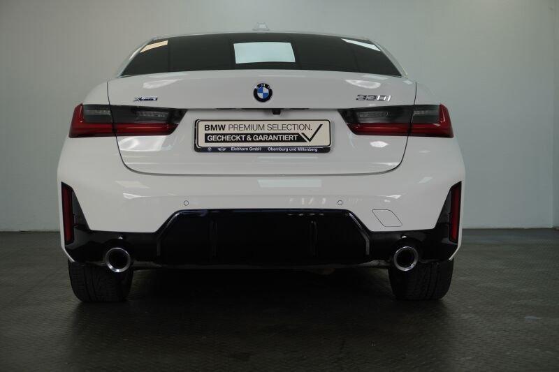 BMW 330 330i Sedan xDrive
