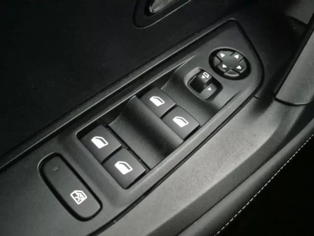 Peugeot 2008 Allure Pack