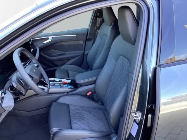 Audi A6 Avant Quattro S-Tronic