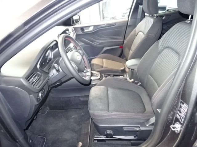 Ford Focus EcoBoost ST Line Wagon