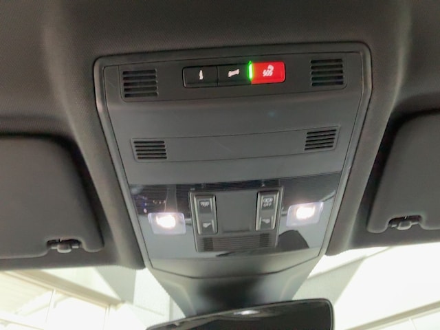 Volkswagen T-Cross 1.5 TSI DSG R-Line