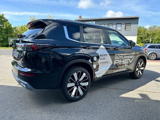 Mitsubishi Outlander Intense PHEV