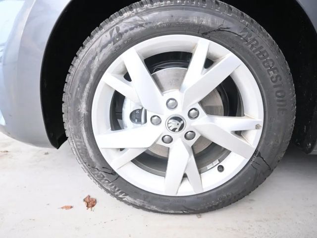 Skoda Octavia Selection