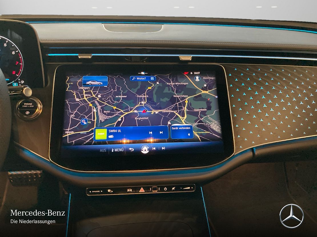 Mercedes-Benz E 200 AMG Line Sedan