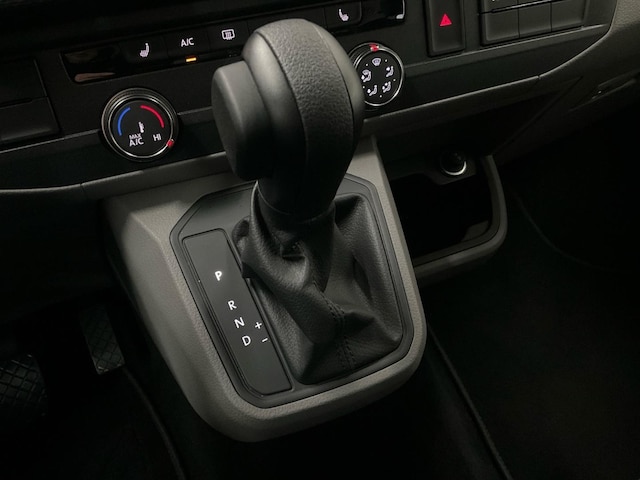 Volkswagen Caravelle 2.0 TDI DSG Lang T6