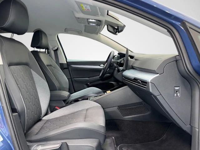 Volkswagen Golf 1.5 eTSI Variant