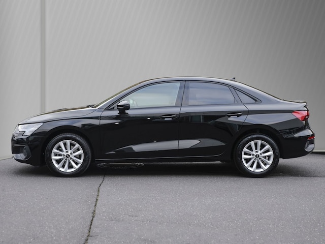 Audi A3 30 TFSI Sedan