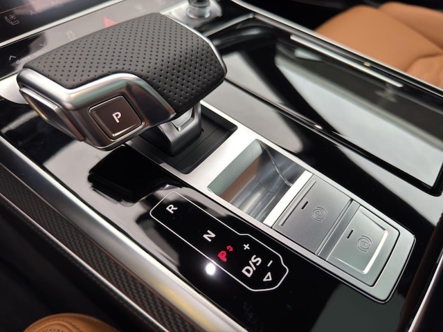 Audi RS Q8 Performance Quattro