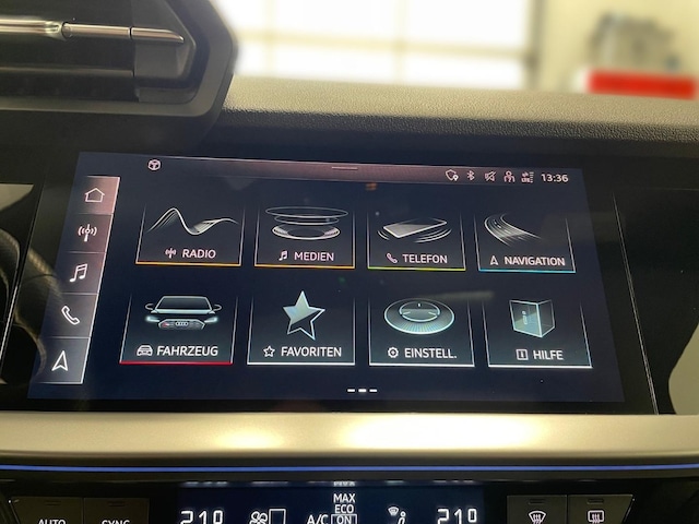 Audi RS3 Quattro S-Tronic Sedan