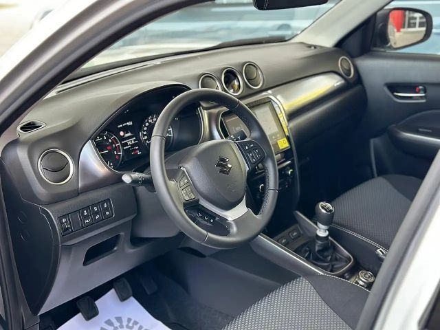 Suzuki Vitara AllGrip Hybrid Shine