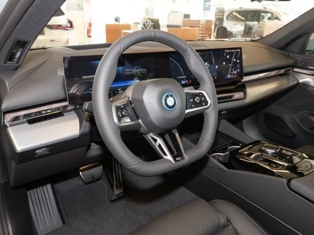 BMW i5 M-Sport Sedan eDrive40
