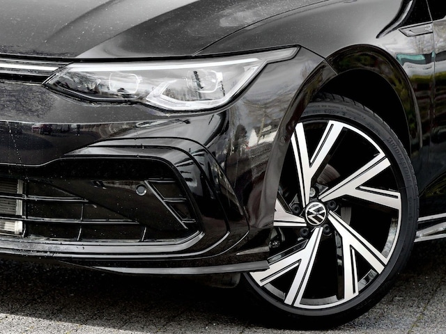 Volkswagen Golf 1.5 eTSI DSG R-Line