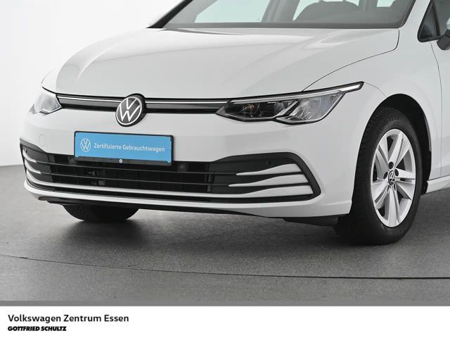 Volkswagen Golf Life Variant