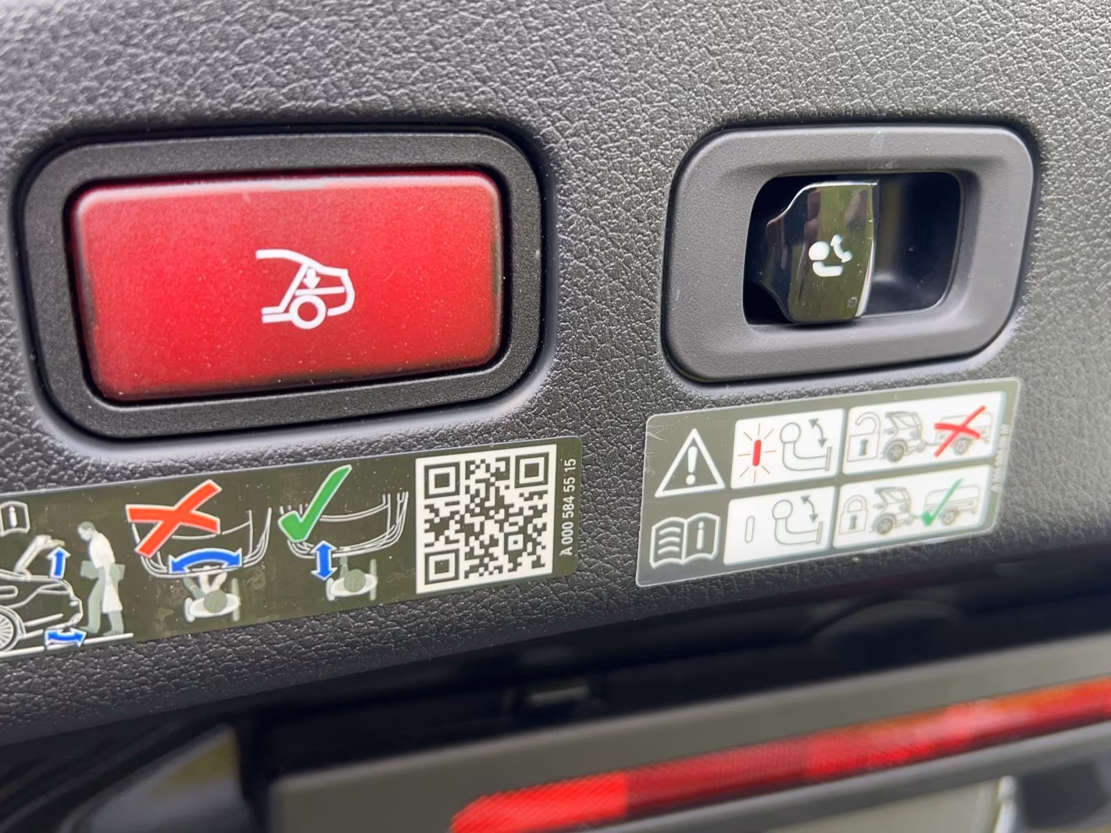 Mercedes-Benz CLE 300 4MATIC AMG Line