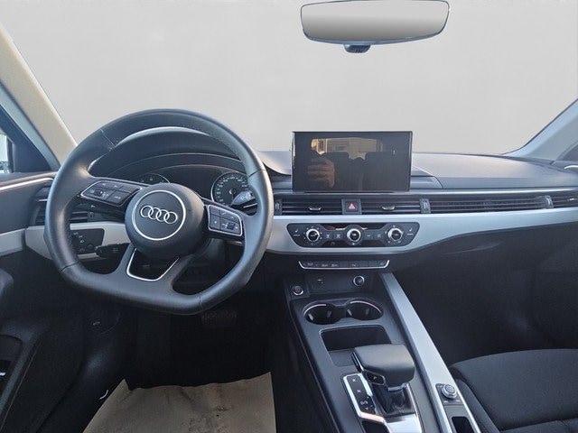 Audi A4 40 TFSI Avant S-Tronic
