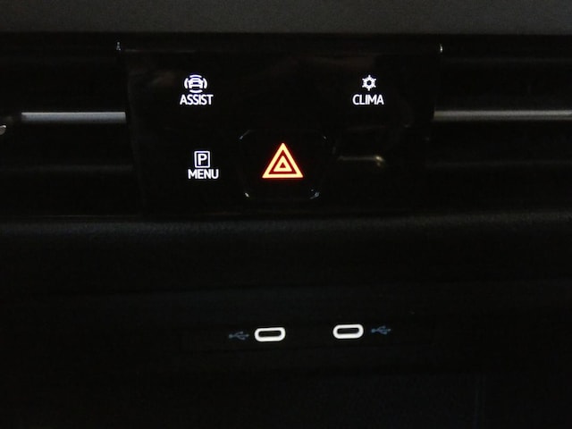 Volkswagen Golf Life Variant