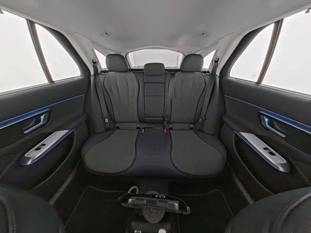 Mercedes-Benz E 200 AVANTGARDE Estate