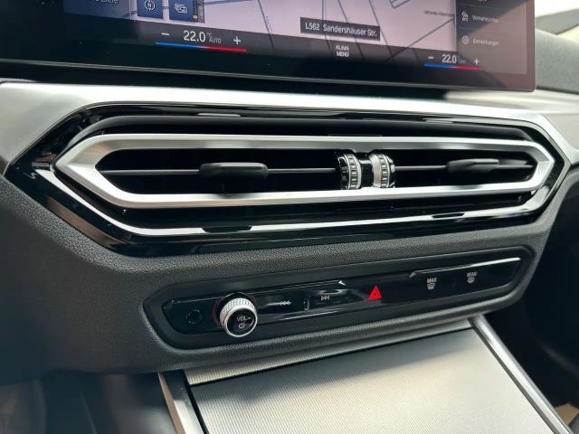 BMW 330 330e Touring xDrive