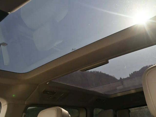 Volkswagen Multivan Style T7