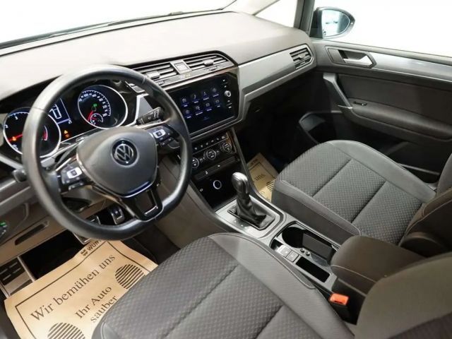 Volkswagen Touran DSG