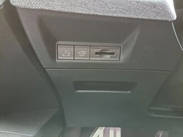 Peugeot E-3008 73Kwh