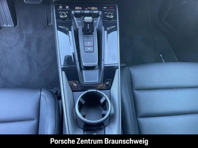 Porsche 992 Carrera Coupé