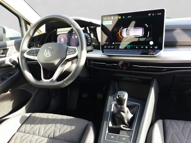 Volkswagen Golf 1.5 TSI Life Variant