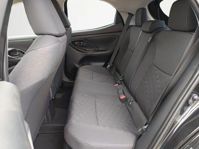 Toyota Yaris Hatchback Hybride VVT-i