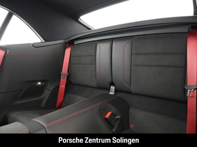 Porsche 992 Cabrio Carrera GTS