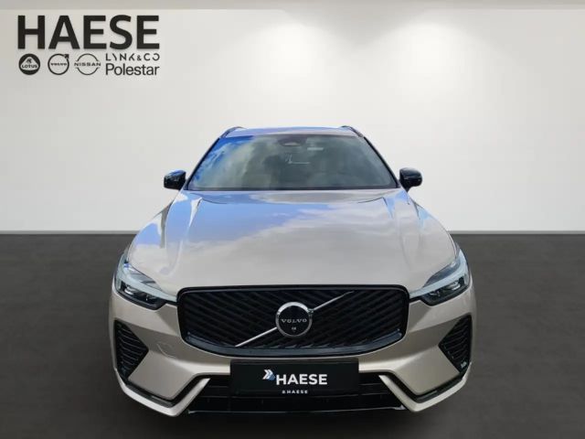 Volvo XC60 AWD Dark Plus