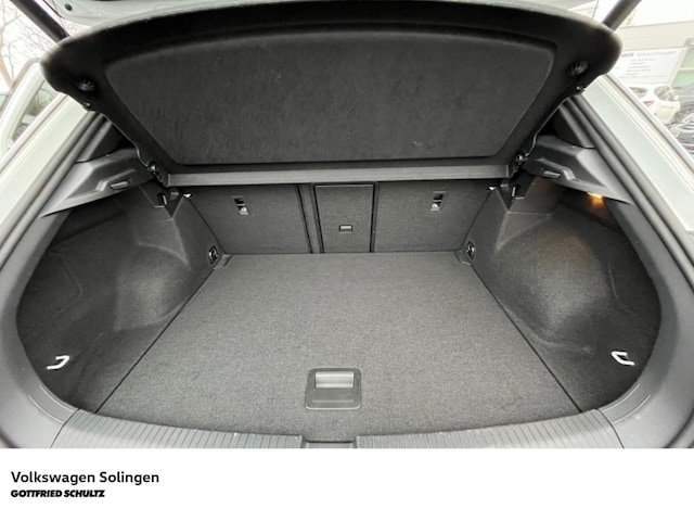 Volkswagen T-Roc 1.5 TSI DSG IQ.Drive R-Line