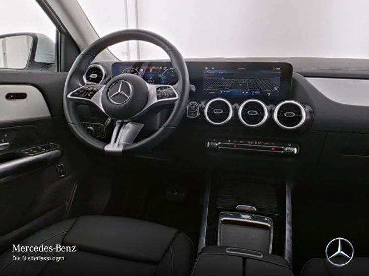 Mercedes-Benz GLA 180 Progressive