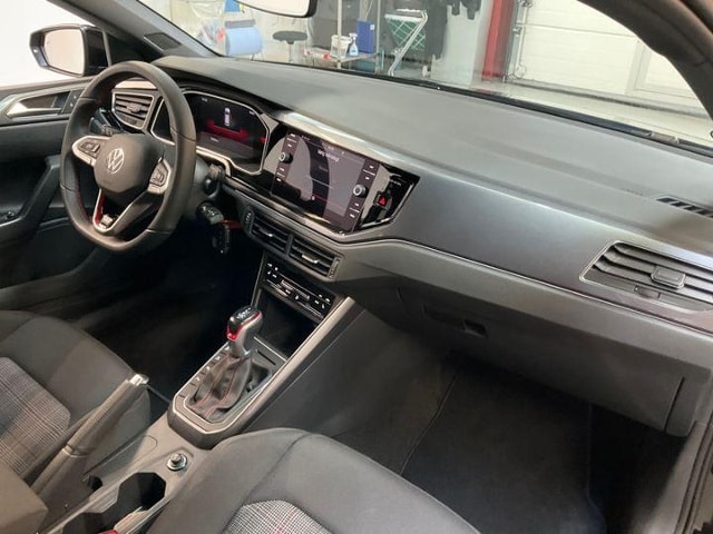 Volkswagen Polo 2.0 TSI DSG