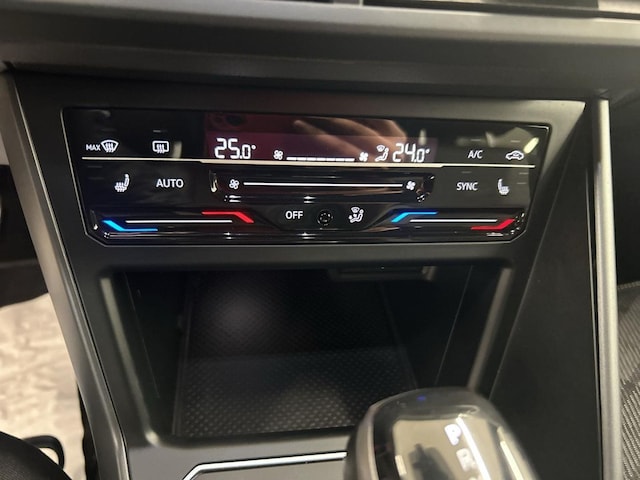 Volkswagen Polo 1.0 TSI DSG R-Line