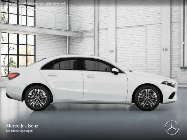 Mercedes-Benz A 200 Progressive