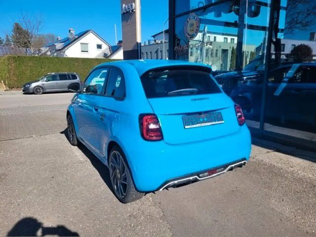 Abarth 500e Scorpionissima