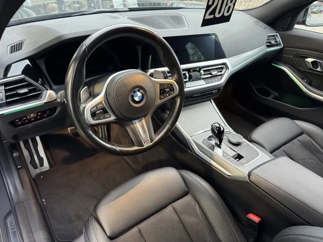 BMW 320 320i M-Sport Touring