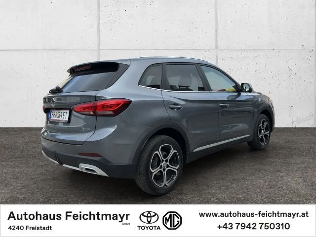 MG ZS Benzin+ Deluxe FWD 5tg.