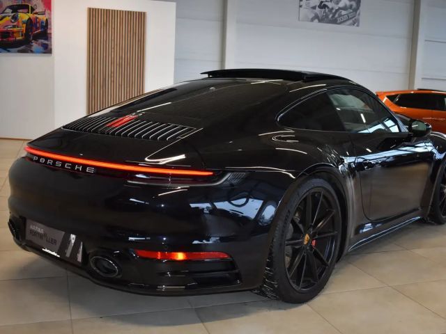 Porsche 911 4 Carrera Coupé S