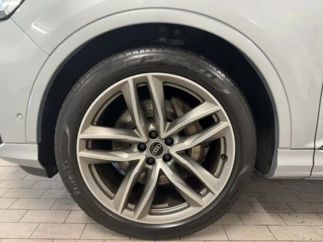 Audi Q7 50 TDI Quattro S-Line