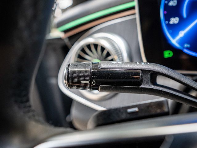 Mercedes-Benz EQE 350 Sedan