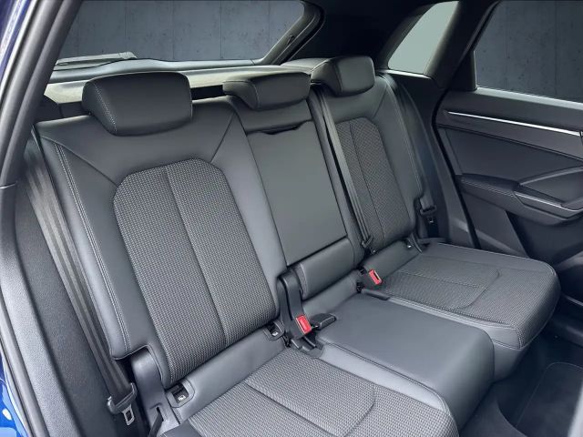 Audi Q3 35 TFSI S-Line