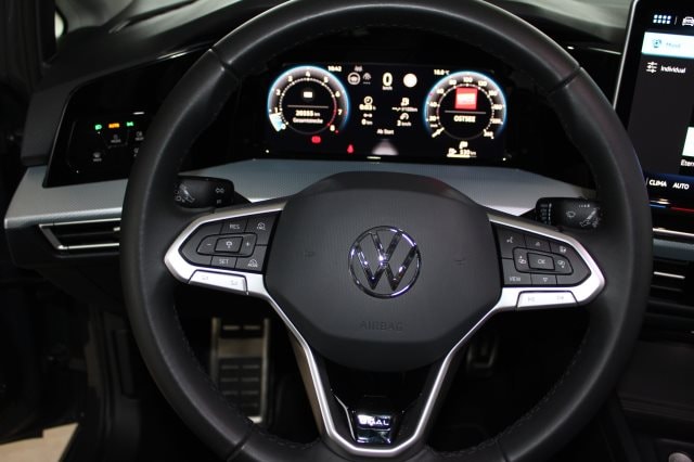 Volkswagen Golf 1.5 TSI